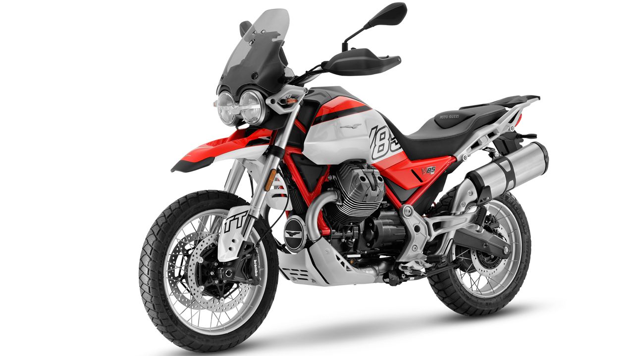 Moto Guzzi V85 TT 2024