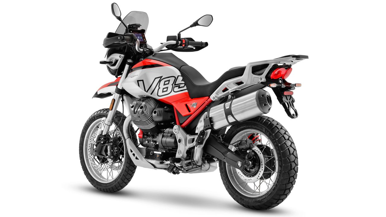 Moto Guzzi V85 TT 2024