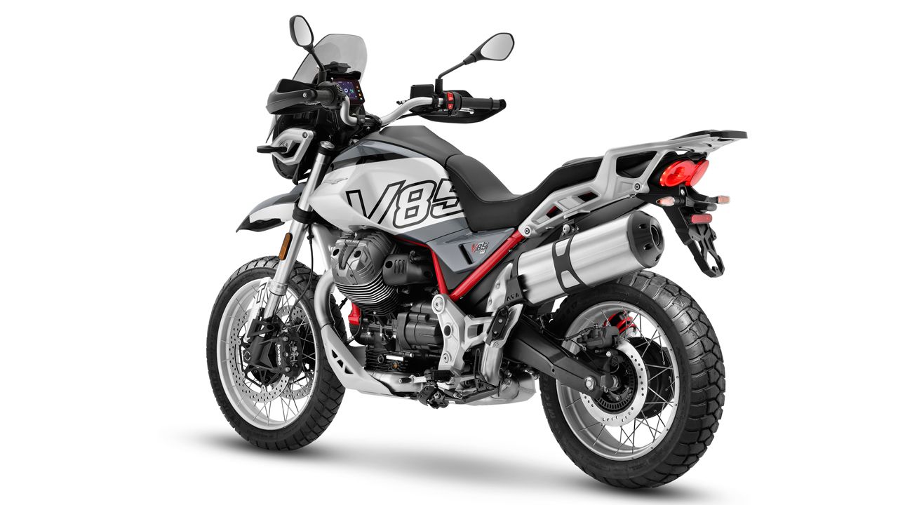 Moto Guzzi V85 TT 2024