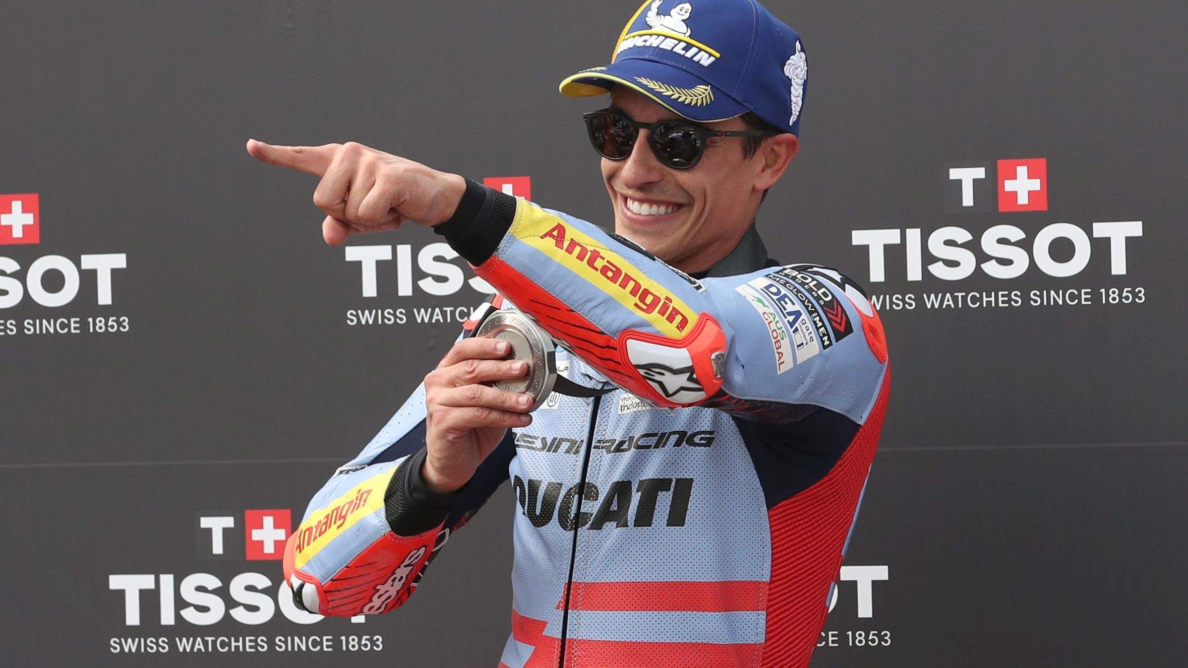 Marc Márquez celebra su primer podio en Sprint con Ducati