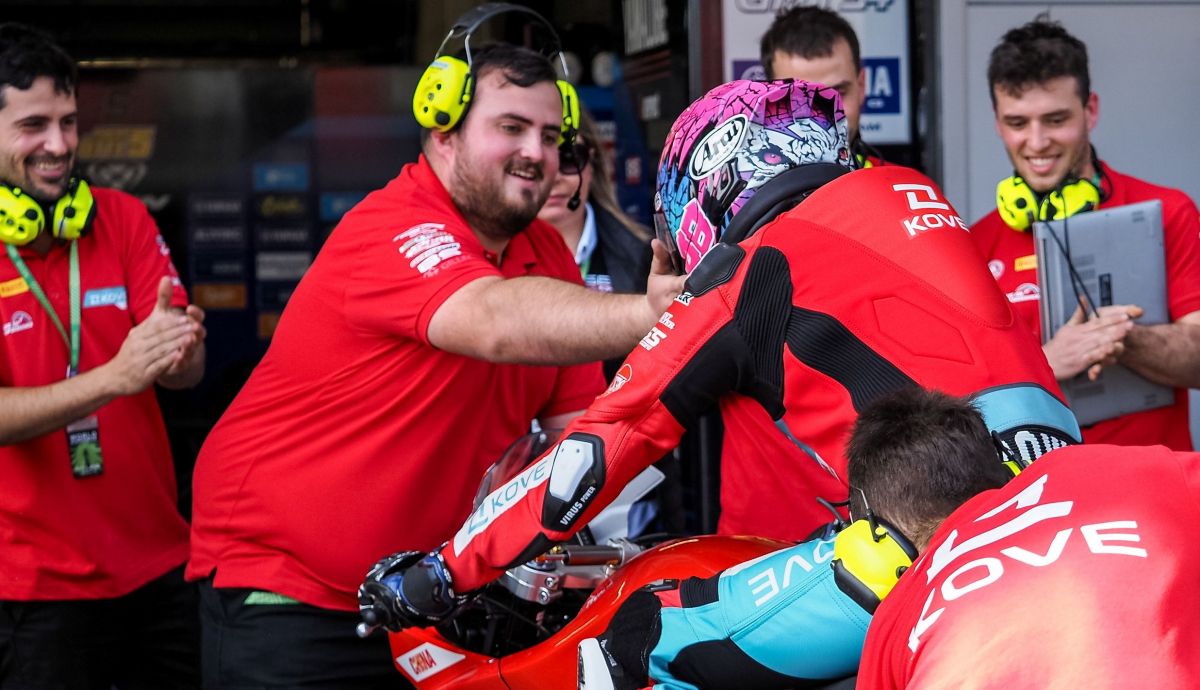 Julio García logró la primera pole de la historia de Kove en el Mundial de Supersport 300 Julio García logró la primera pole de la historia de Kove en el Mundial de Supersport 300