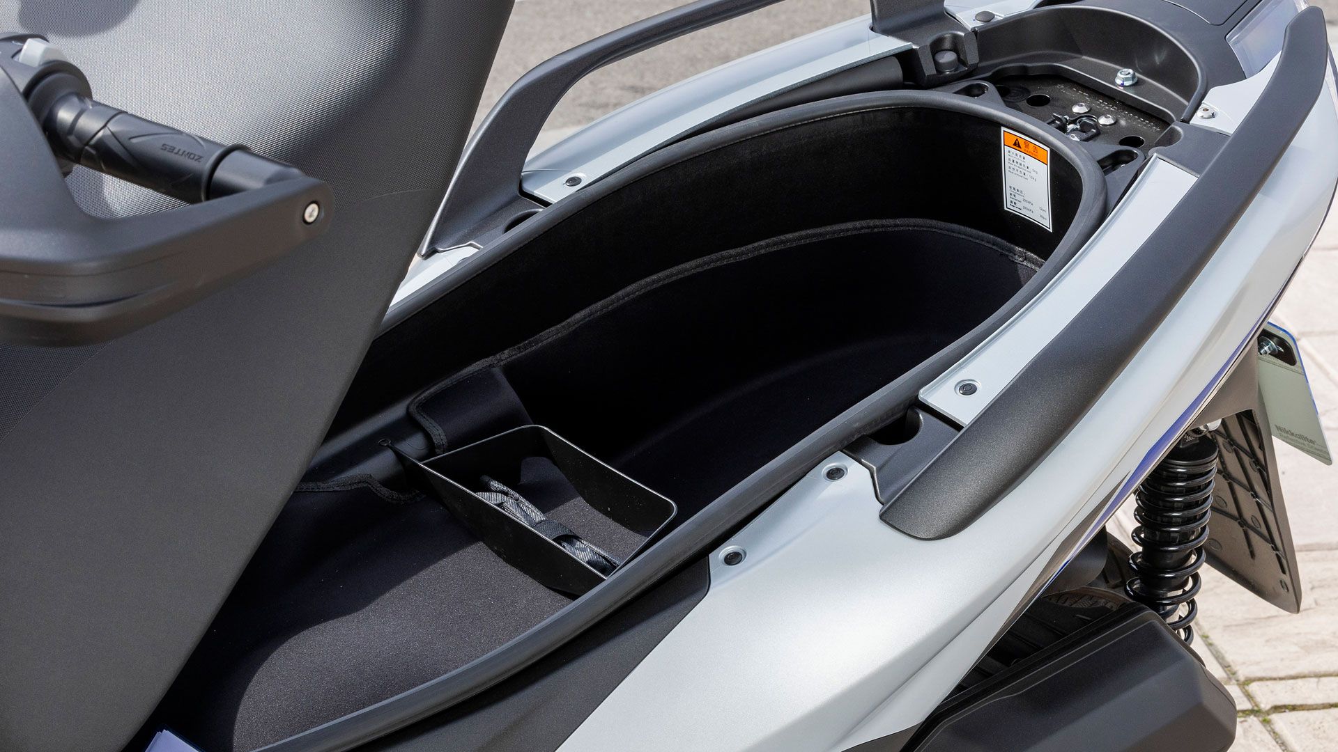 Zontes E 125E 2024 Detalles (10)