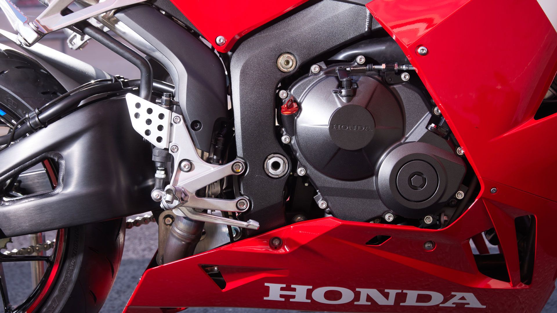 Honda CBR600RR 2024 Detalles (11)