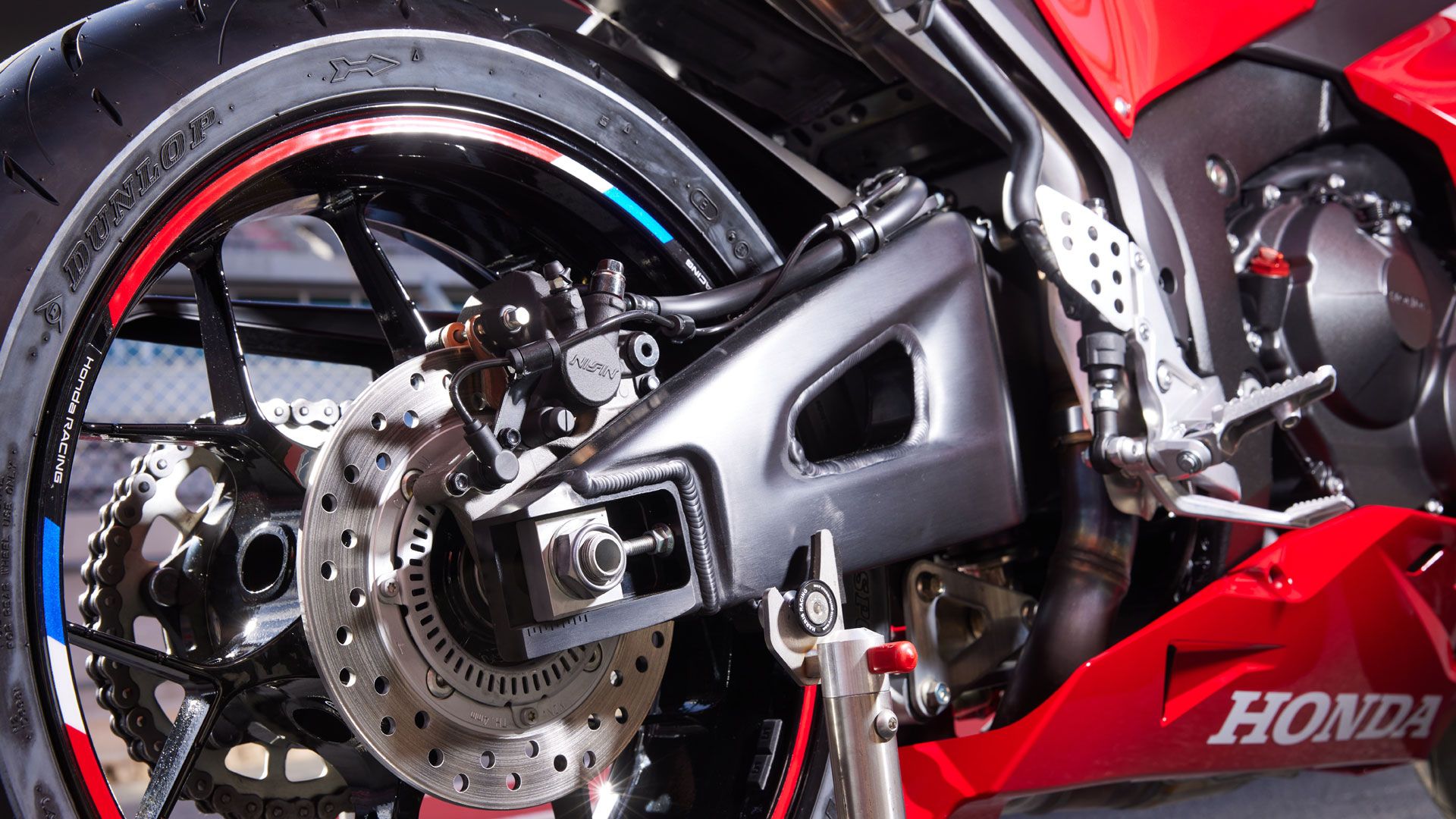 Honda CBR600RR 2024 Detalles (12)