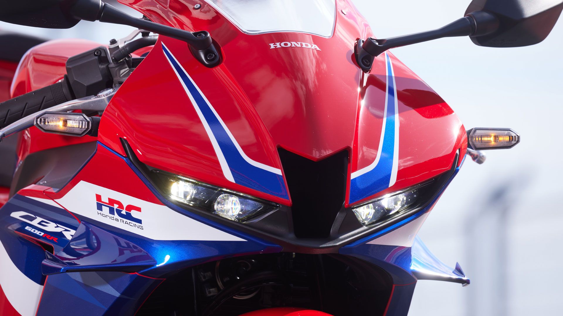 Honda CBR600RR 2024 Detalles (15)