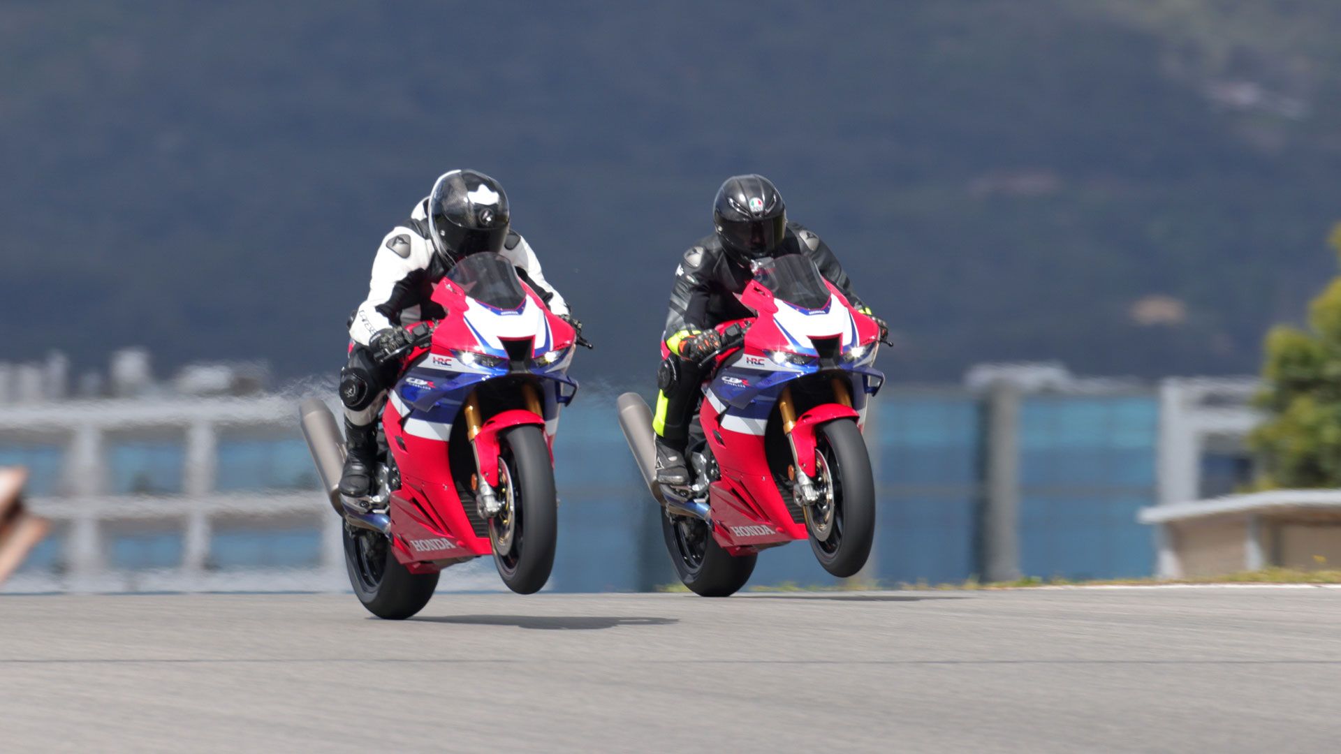 Honda CBR1000RR FireBlade 2024 Accion (3)