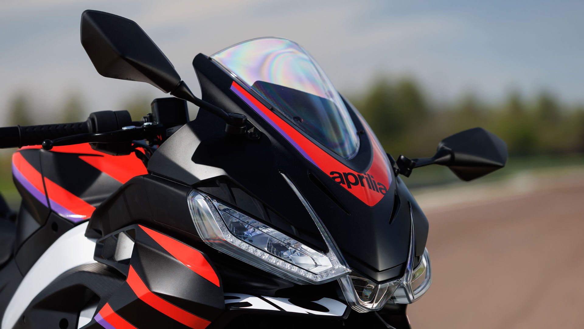 Aprilia RS457 2024 Detalles (7)
