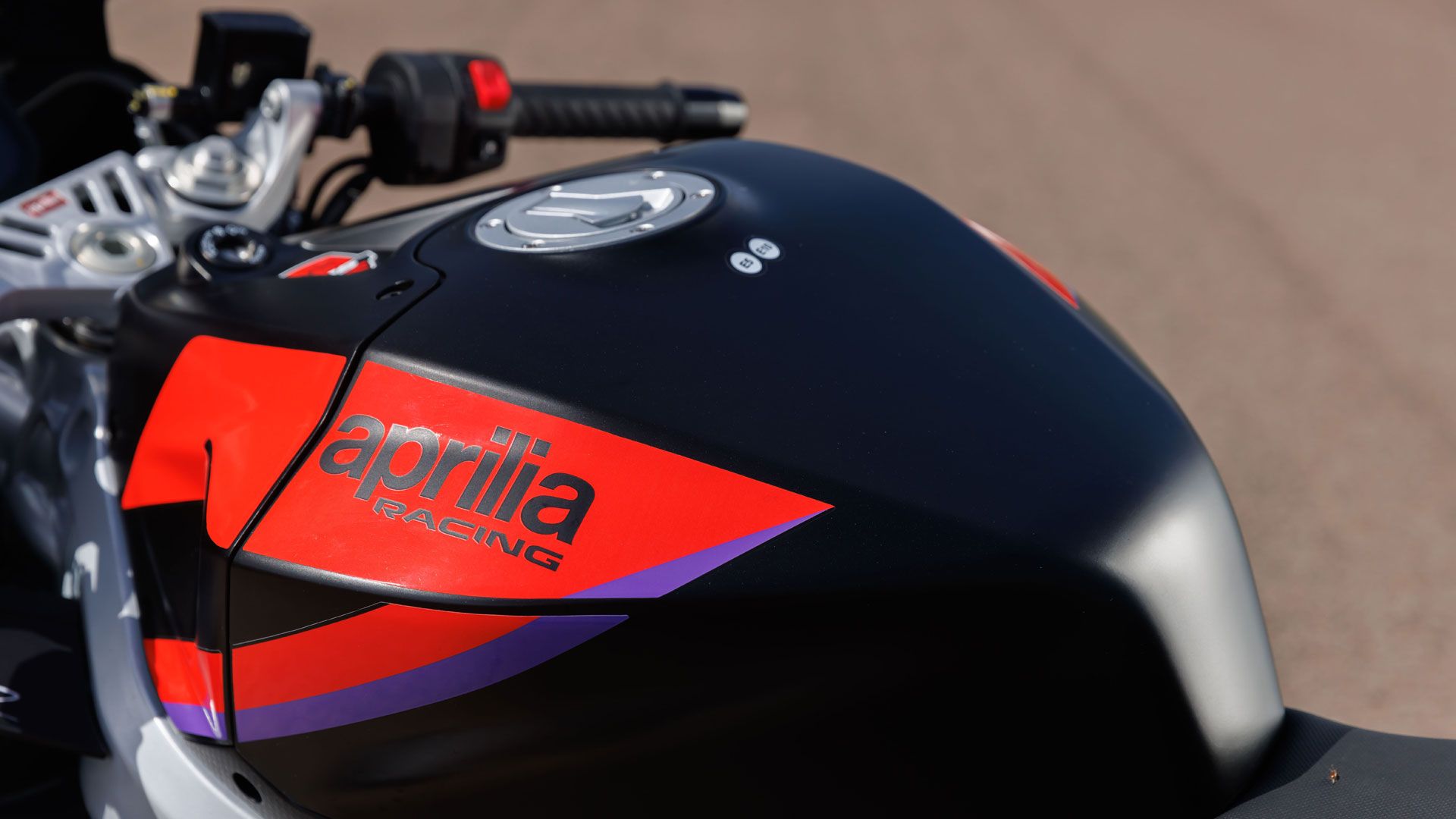 Aprilia RS457 2024 Detalles (21)