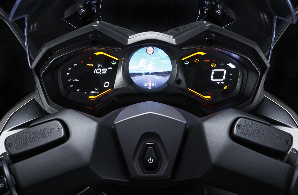KYMCO AK 550 Premium detalles (9)