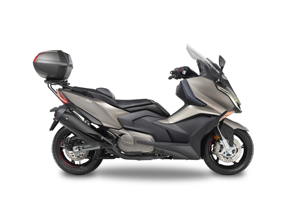 KYMCO AK 550 Premium estaticas (3)