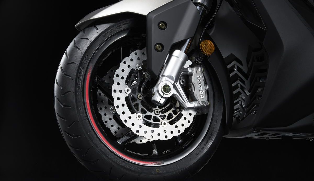 KYMCO AK 550 Premium detalles (10) KYMCO AK 550 Premium detalles (10)