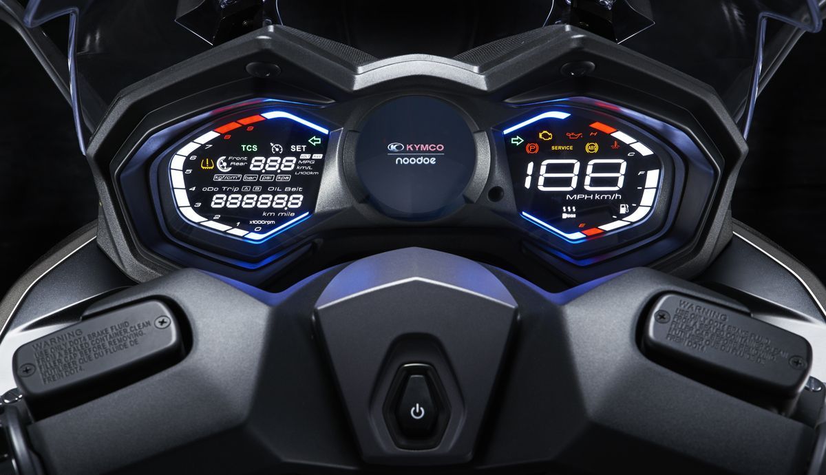 KYMCO AK 550 Premium detalles (6) KYMCO AK 550 Premium detalles (6)