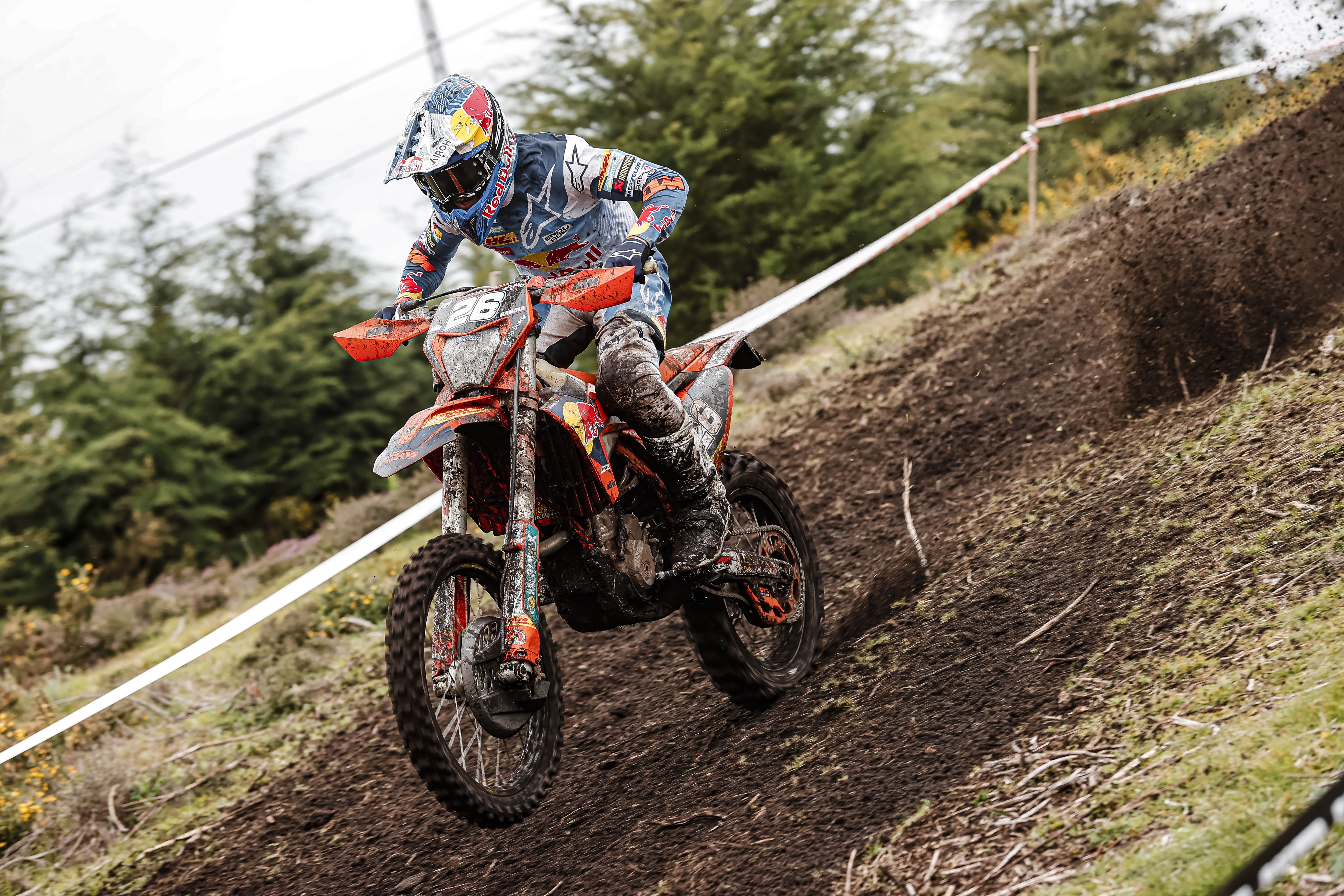 Josep García líder del Mundial de EnduroGP tras la primera prueba en Portugal