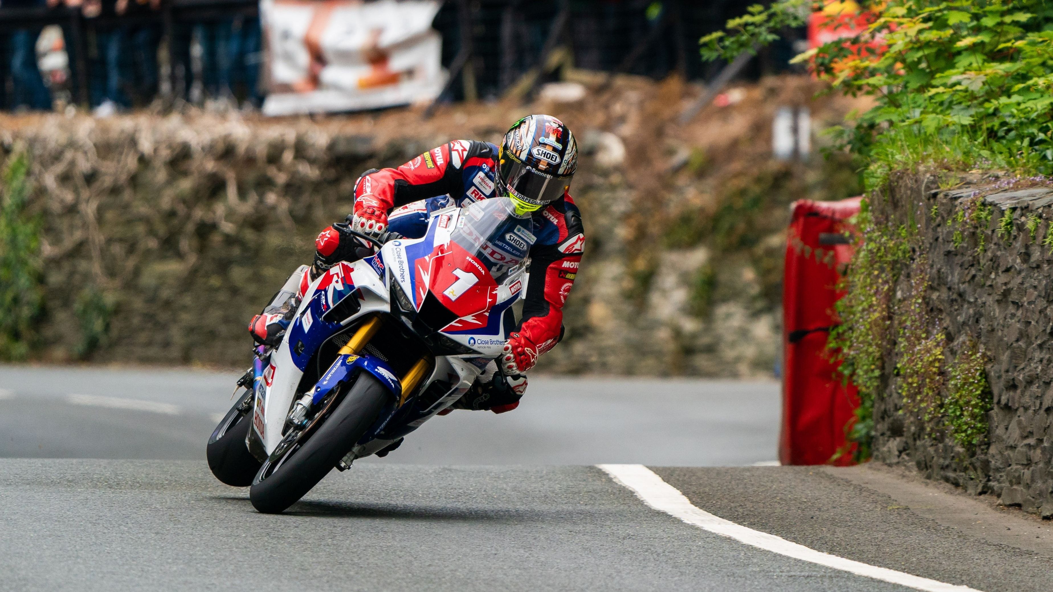 John McGuinness volverá a llevar el 1 en su Honda en las carreras Senior, Superbike y Superstock del IOMTT 2024