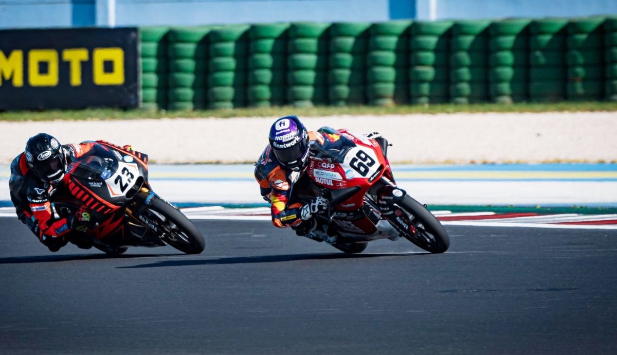 Marcos Ruda consiguió el doblete en Moto3 ante Elia Bartolini Marcos Ruda consiguió el doblete en Moto3 ante Elia Bartolini
