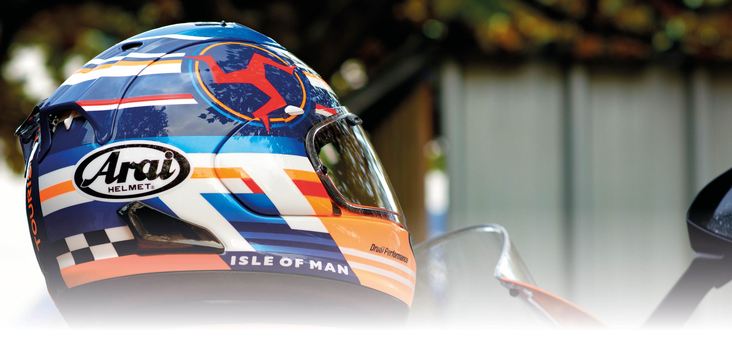 Nuevo casco Arai  RX-7V EVO Isle of Man. 14ª versión de esta edición limitada