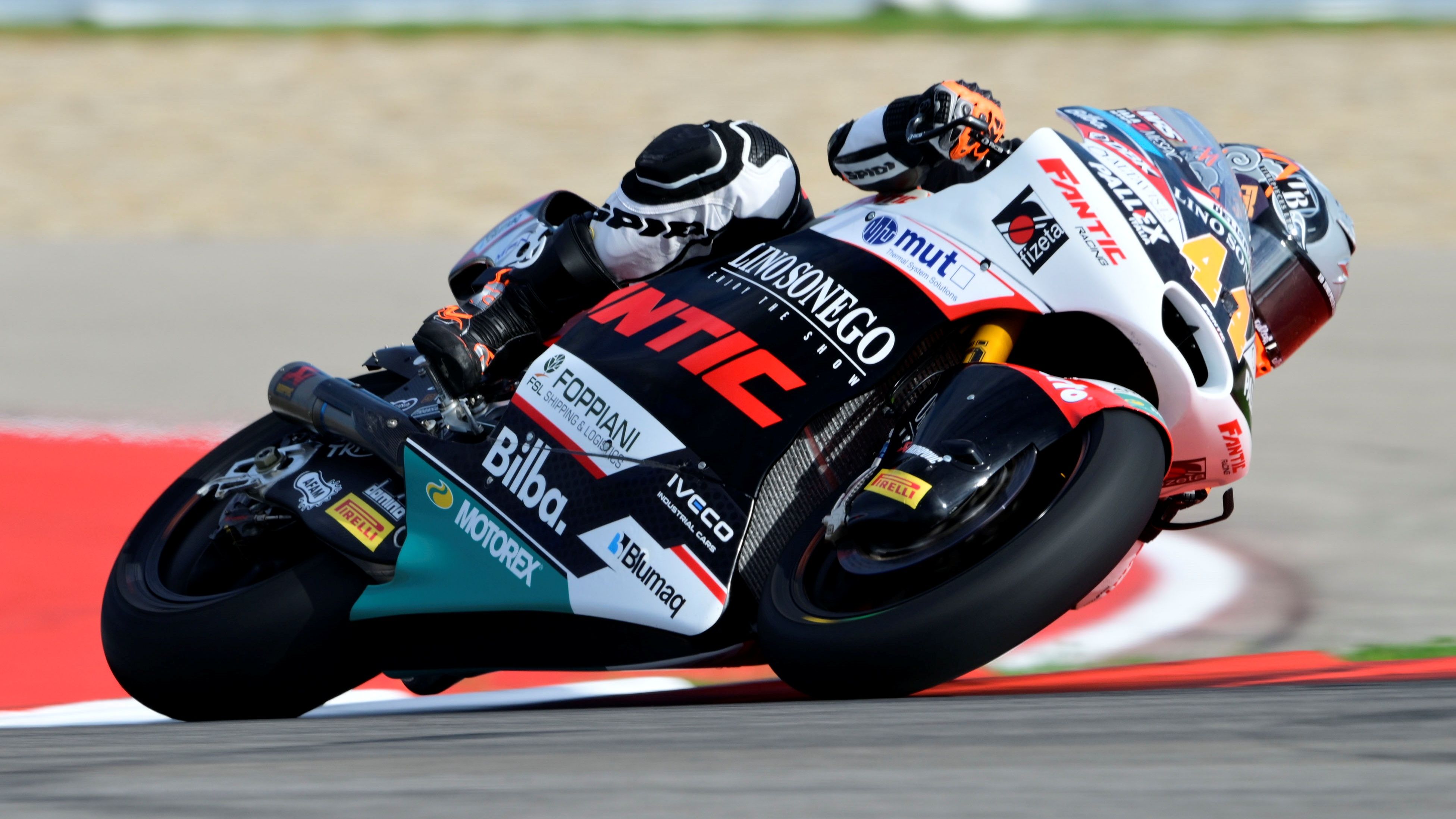Arón Canet se ha llevado la pole de Moto2 en COTA