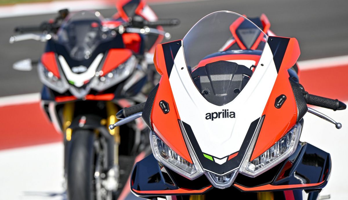 02 RSV4 e Tuono SE 09 SBK 02 RSV4 e Tuono SE 09 SBK