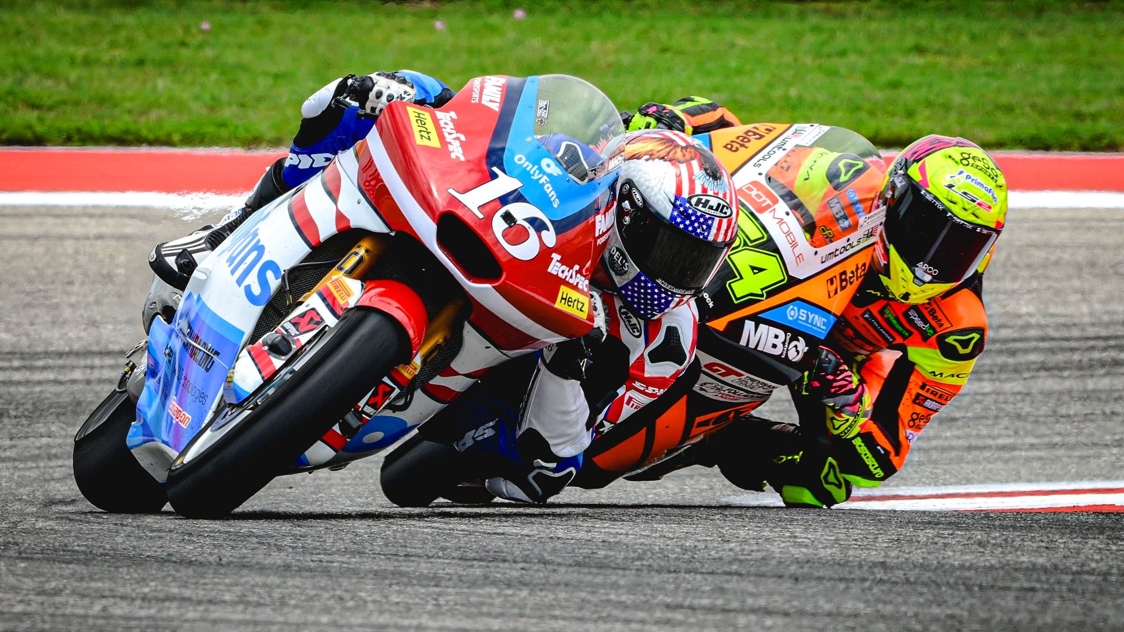 Joe Roberts con Fermín Aldeguer totalmente pegado, Moto2 Américas 2024
