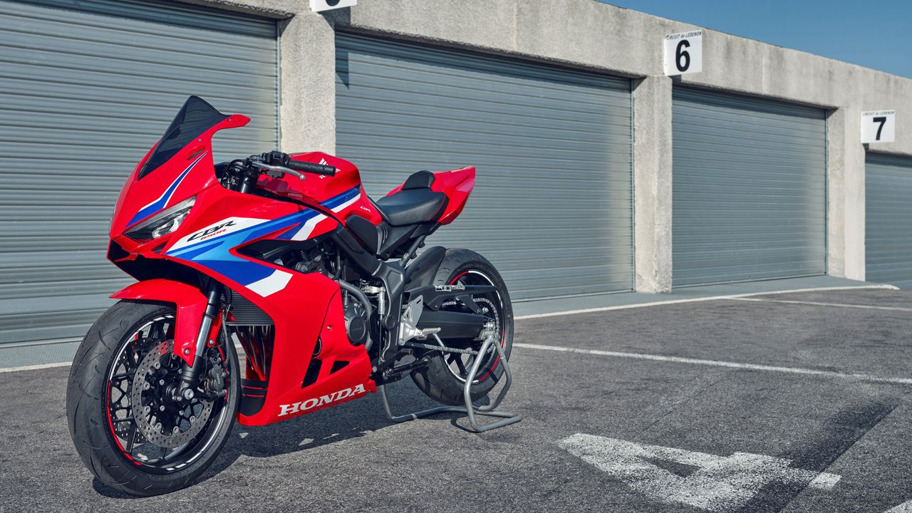 Honda CBR650R 2024