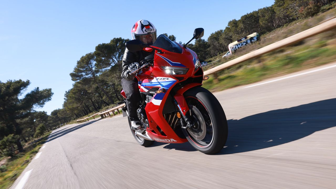 Honda CBR650R 2024