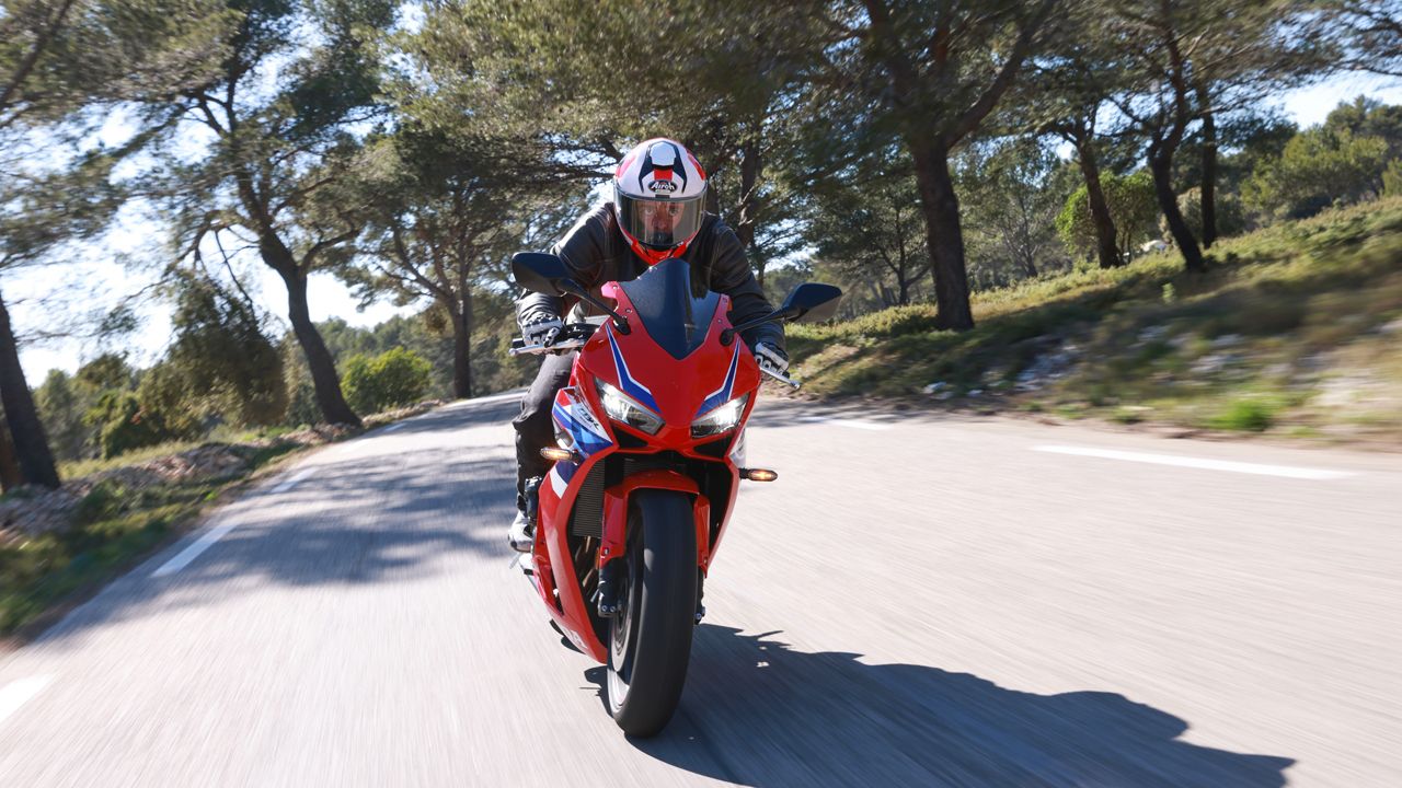 Honda CBR650R 2024