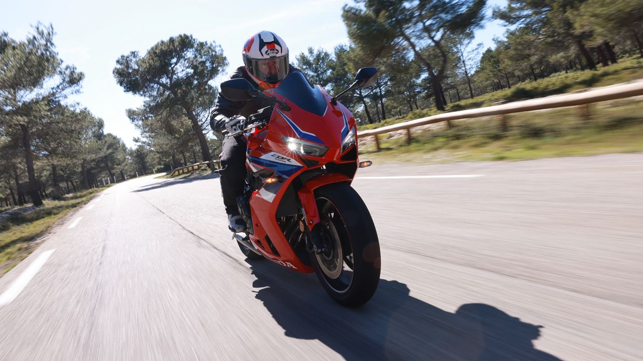 Honda CBR650R 2024