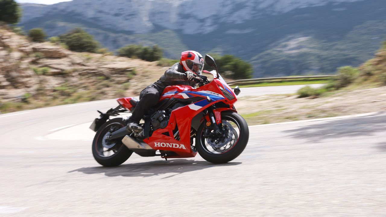 Honda CBR650R 2024