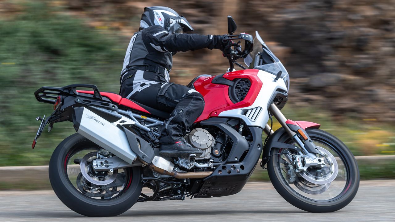 MV Agusta Enduro Veloce 2024