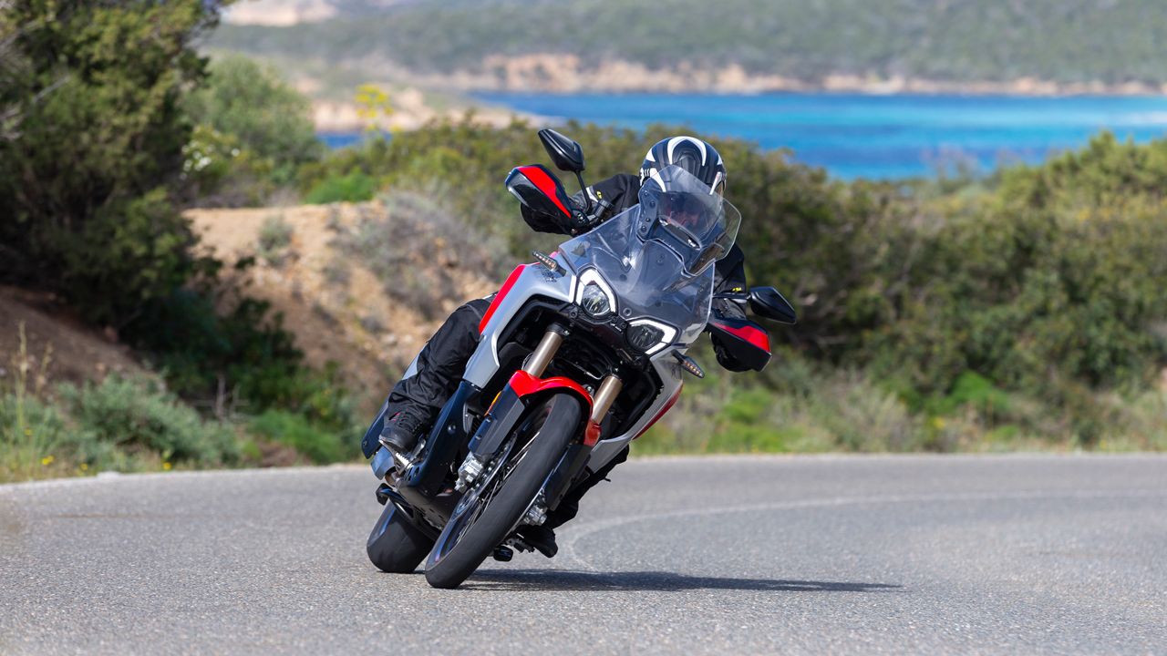MV Agusta Enduro Veloce 2024