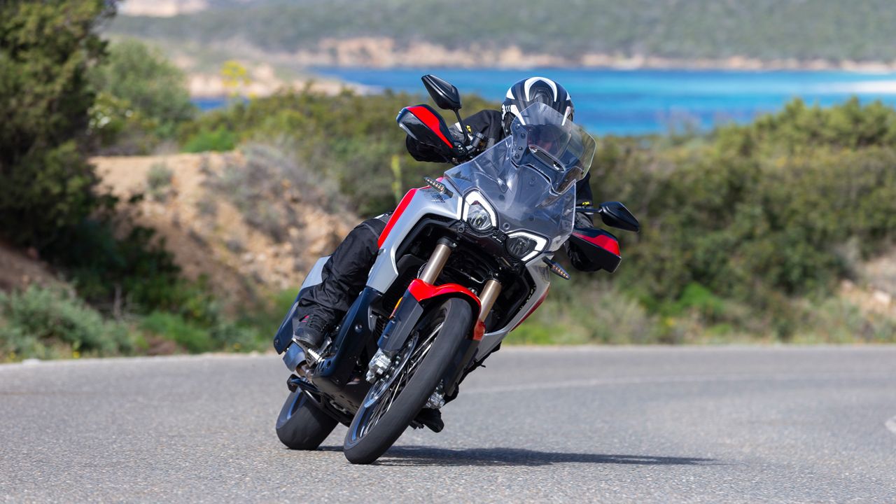 MV Agusta Enduro Veloce 2024