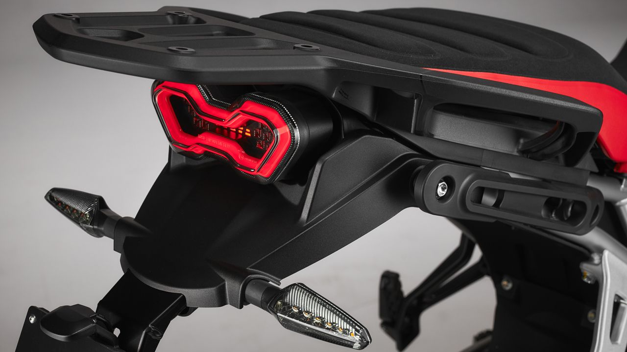 MV Agusta Enduro Veloce 2024