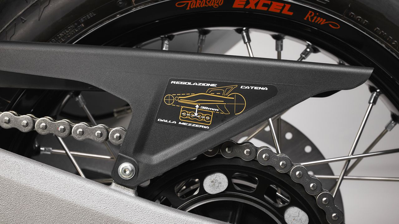 MV Agusta Enduro Veloce 2024