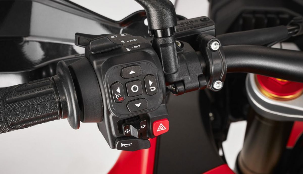 MV Agusta Enduro Veloce 2024 MV Agusta Enduro Veloce 2024