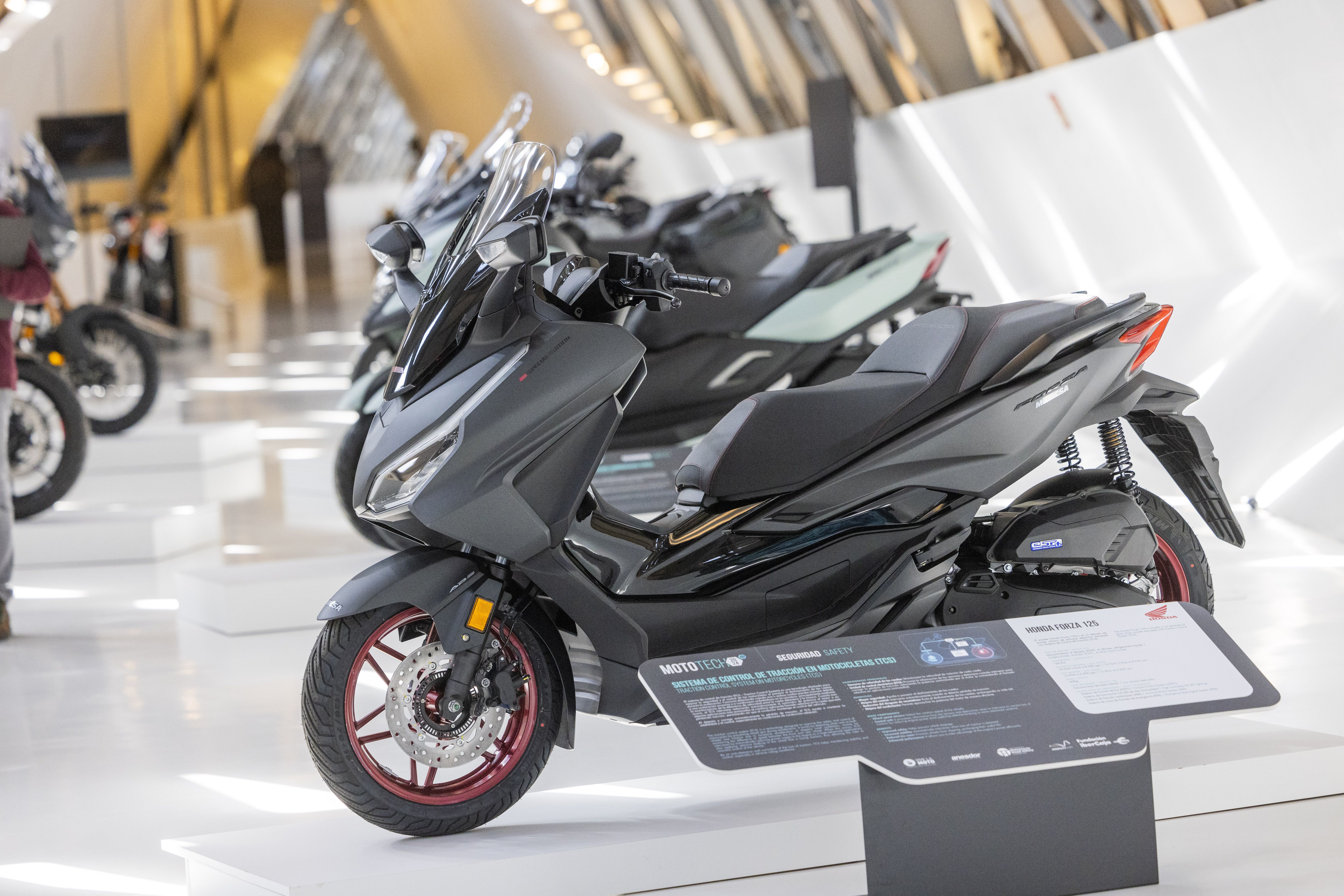MotoTech 2024 exposicion zaragoza (10)