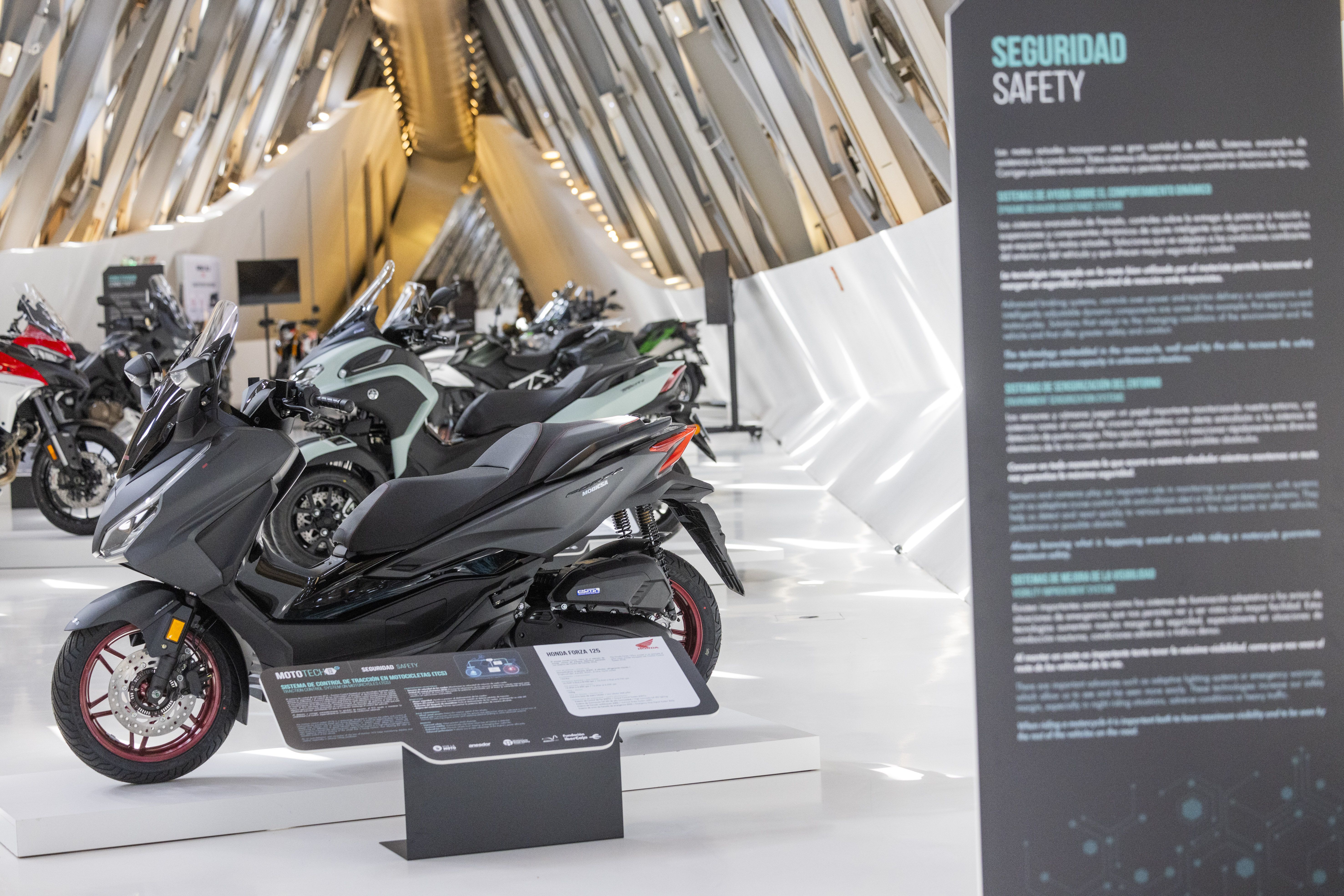 MotoTech 2024 exposicion zaragoza (11)