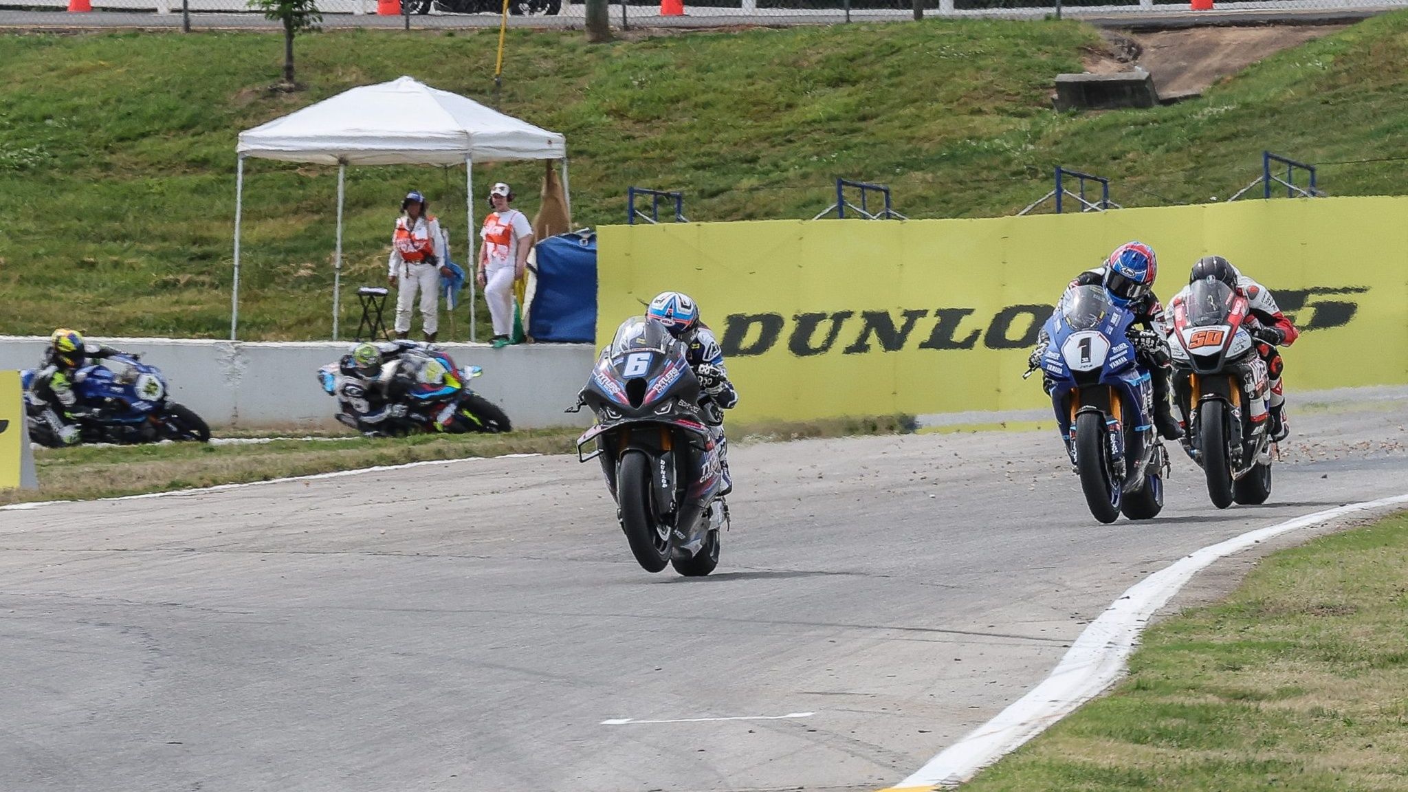 Cameron Beaubier se impone a Jake Gagne y Bobby Fong