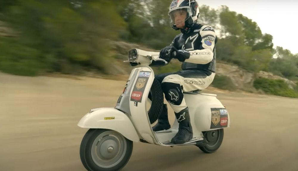 24 horas sin parar en una Vespa.