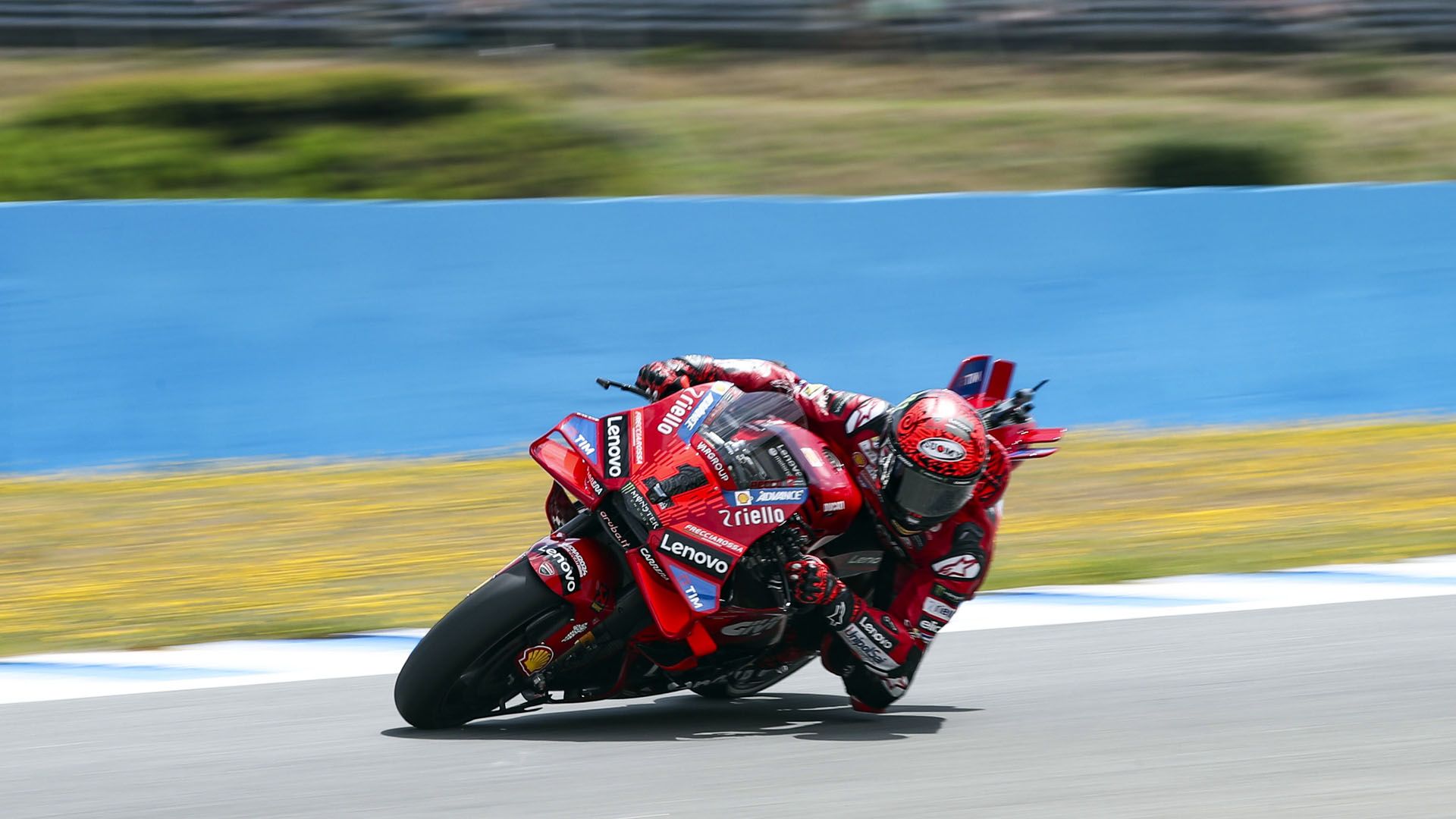 pecco bagnaia jerez entrenamientos viernes