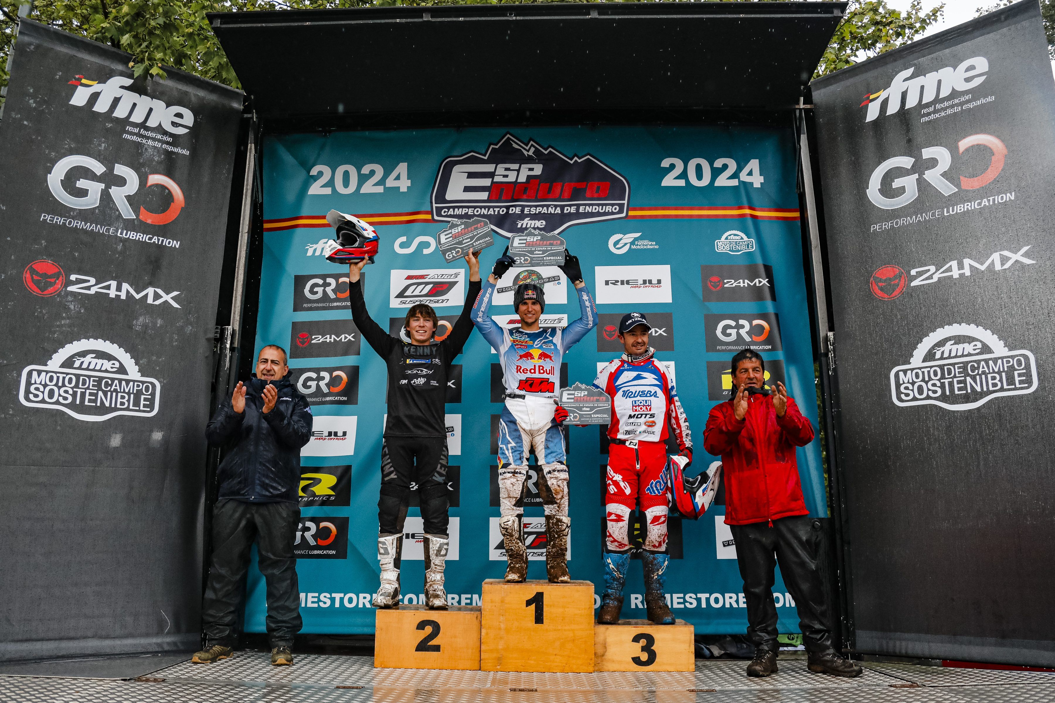 podium super test 240426 CEE Santiago 0357