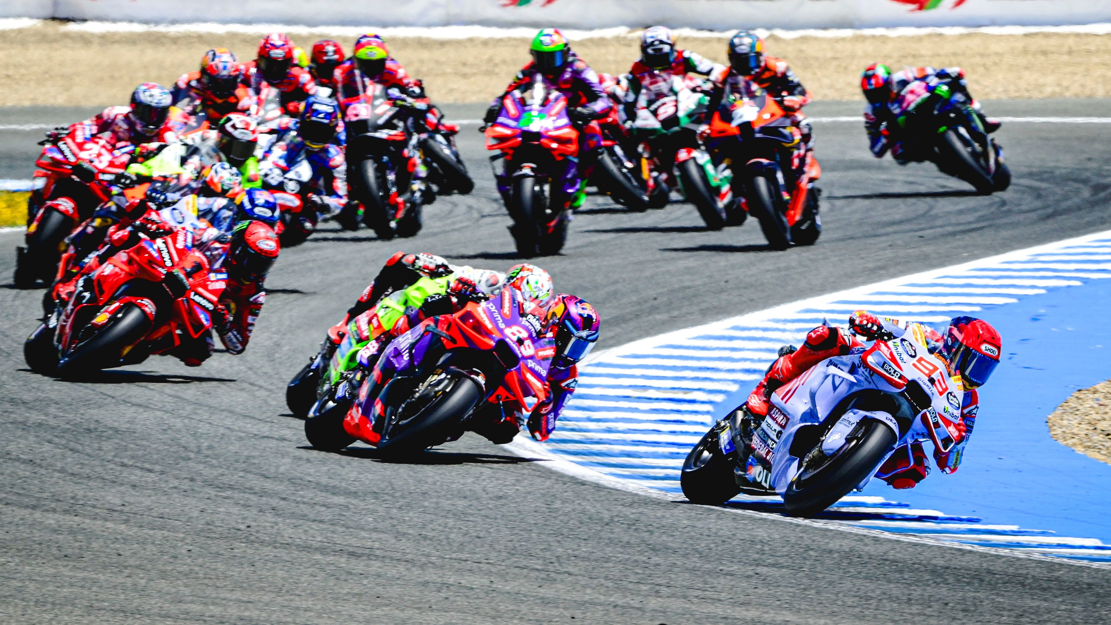 Marc Márquez lidera en la salida ante Jorge Martín, Marco Bezzecchi y Pecco Bagnaia, MotoGP Jerez 2024