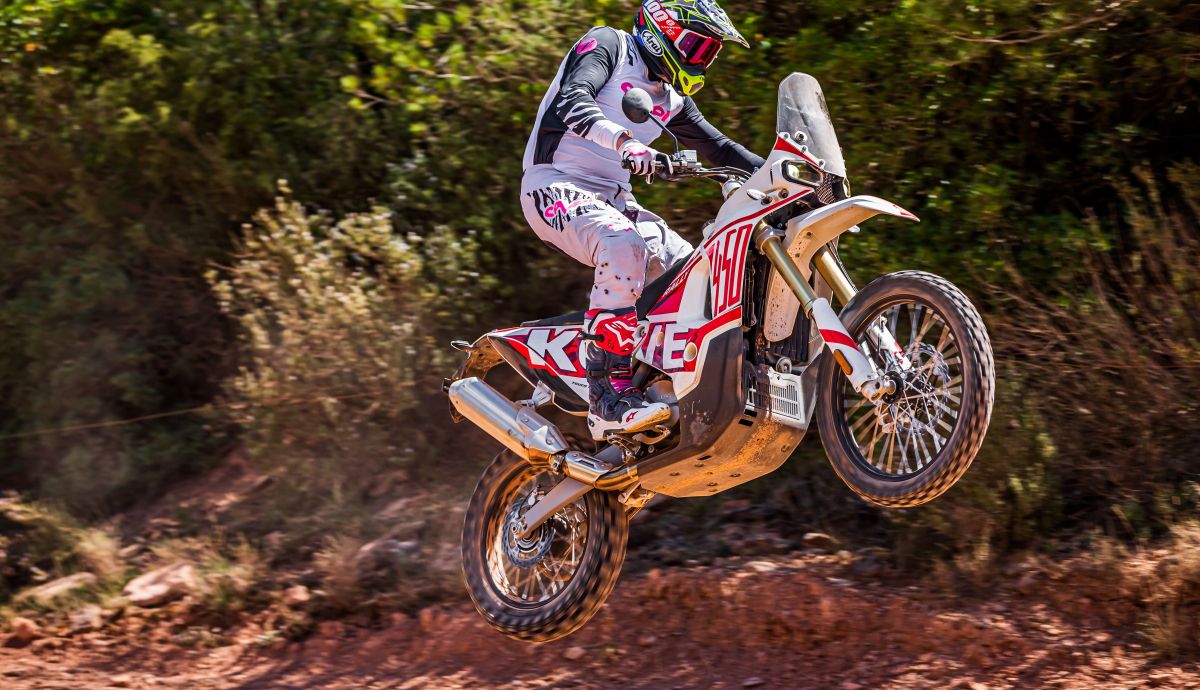 Motopiston Rally Kove Rally 450. Probamos la moto de rally más buscada del...