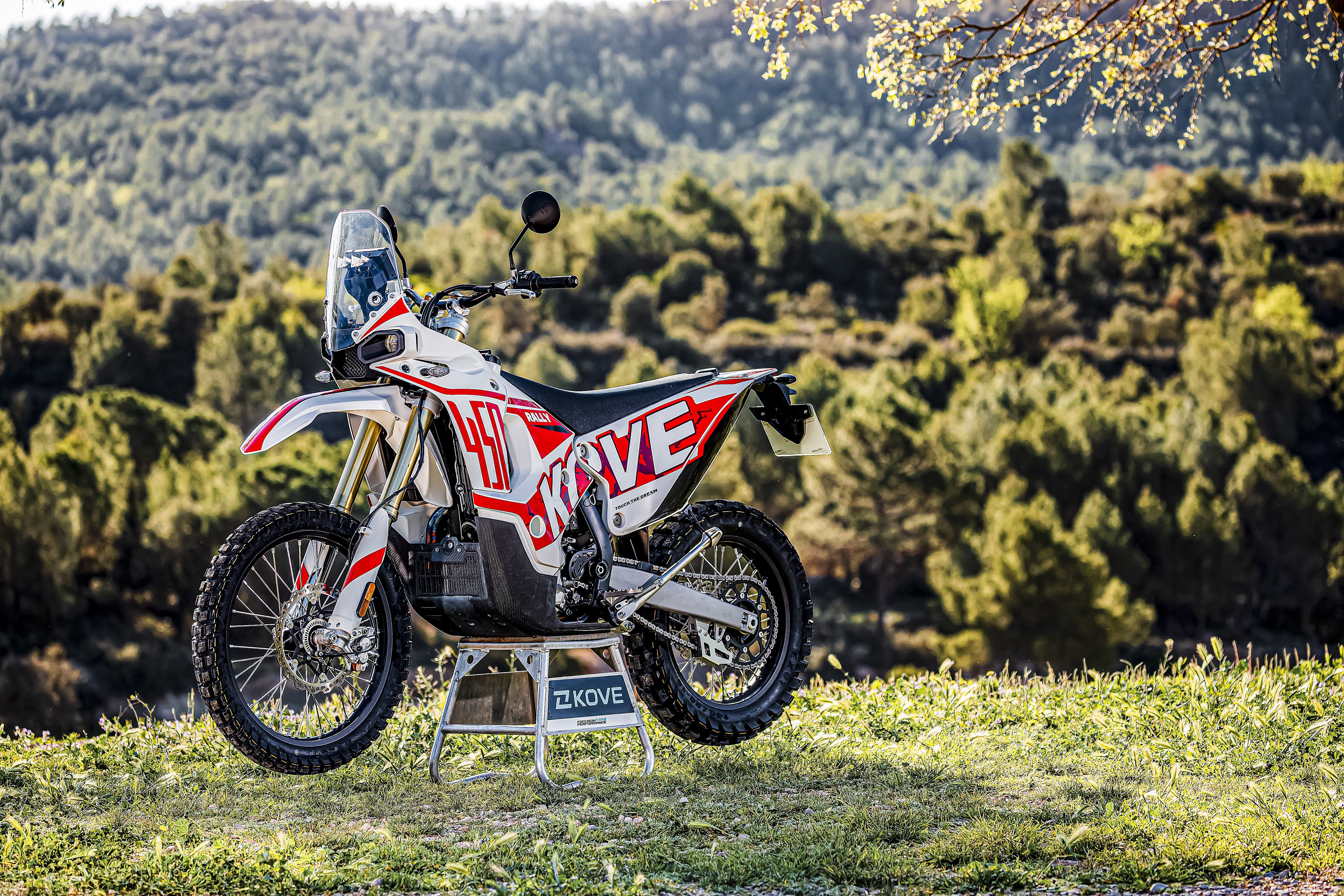 KOVE Rally 450. La moto de aventura más destacada del mercado
