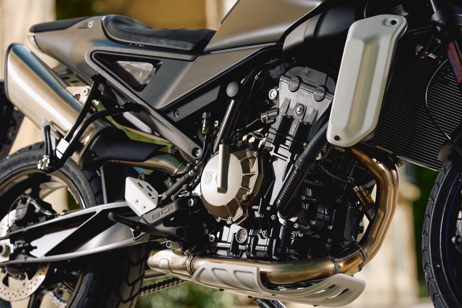 Fotos Husqvarna Svartpilen 801 2024