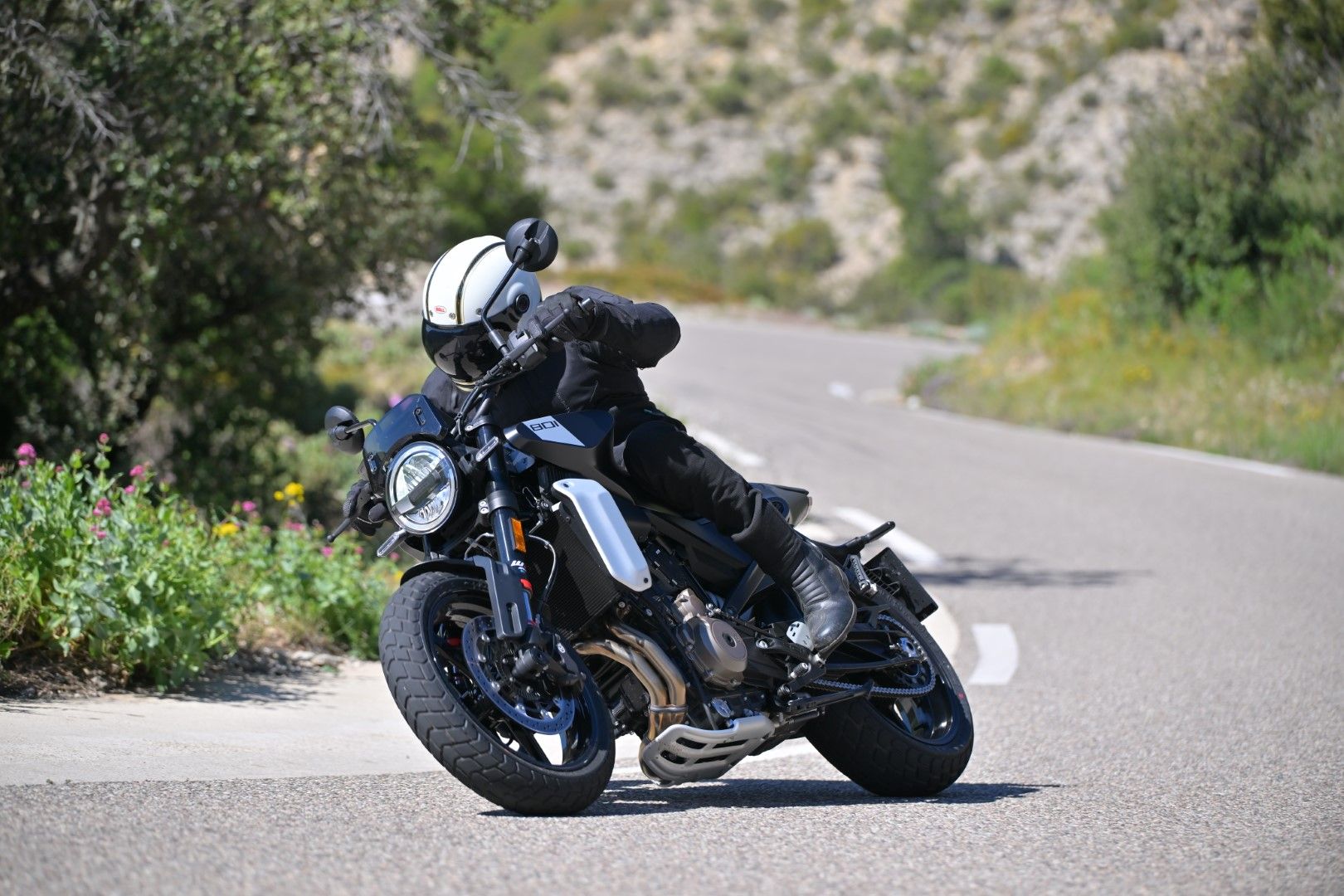 Fotos Husqvarna Svartpilen 801 2024