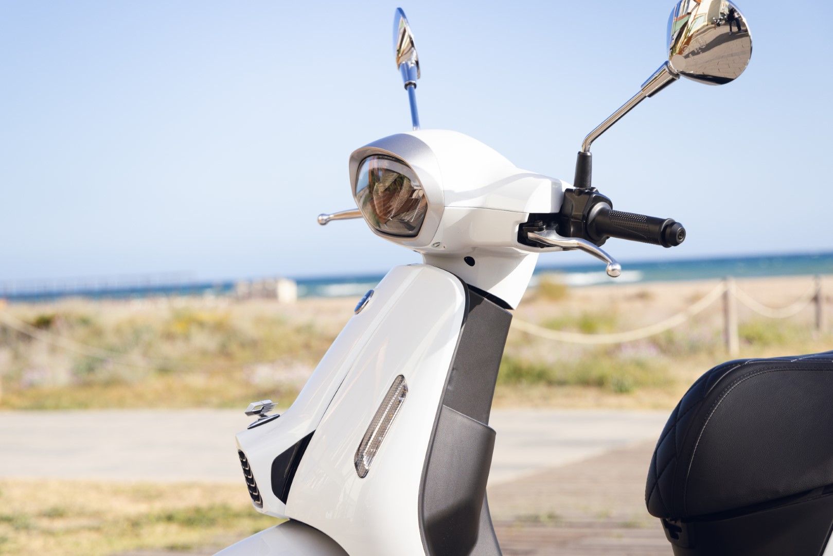 Fotos scooter QJ Motor LTR 125