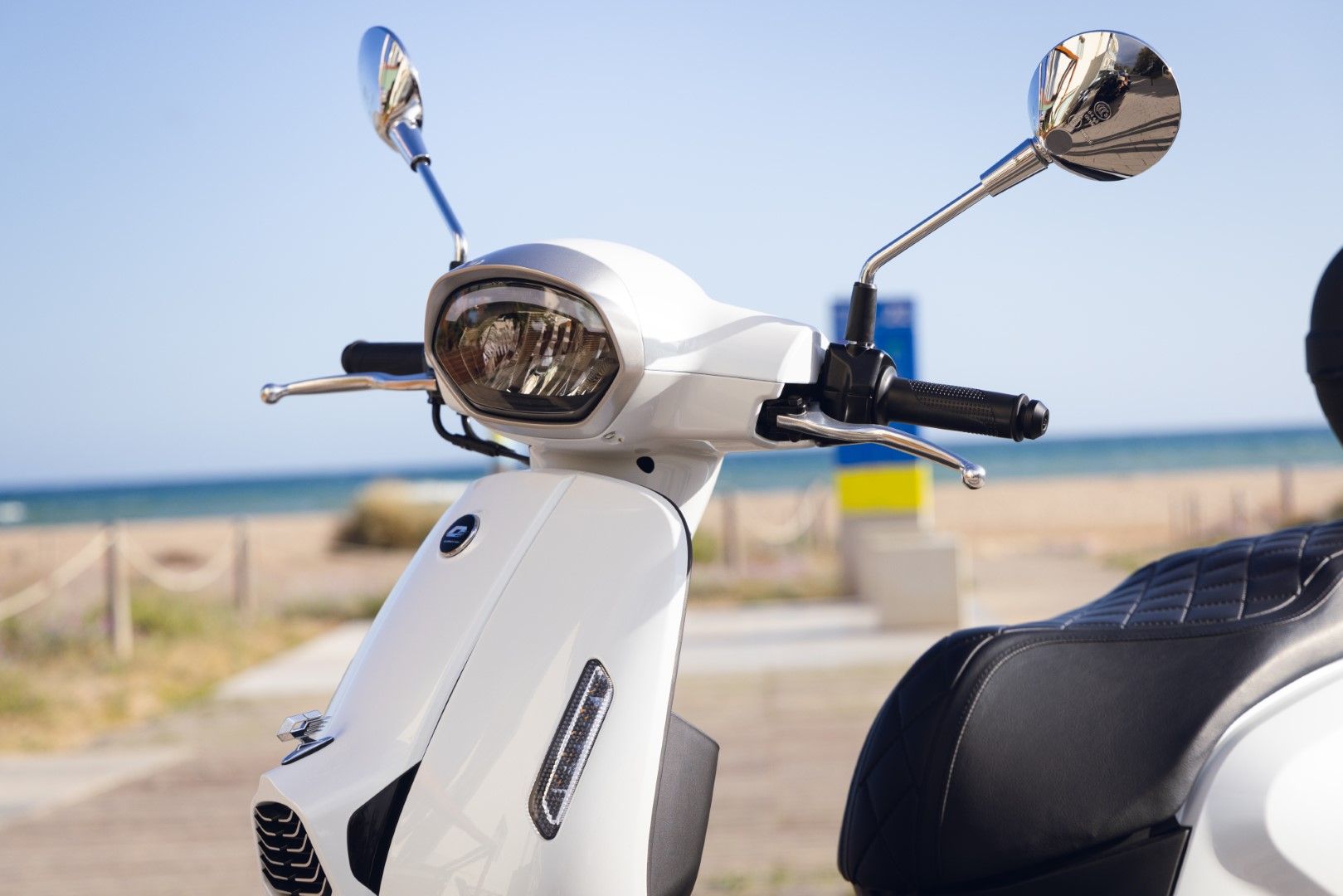 Fotos scooter QJ Motor LTR 125