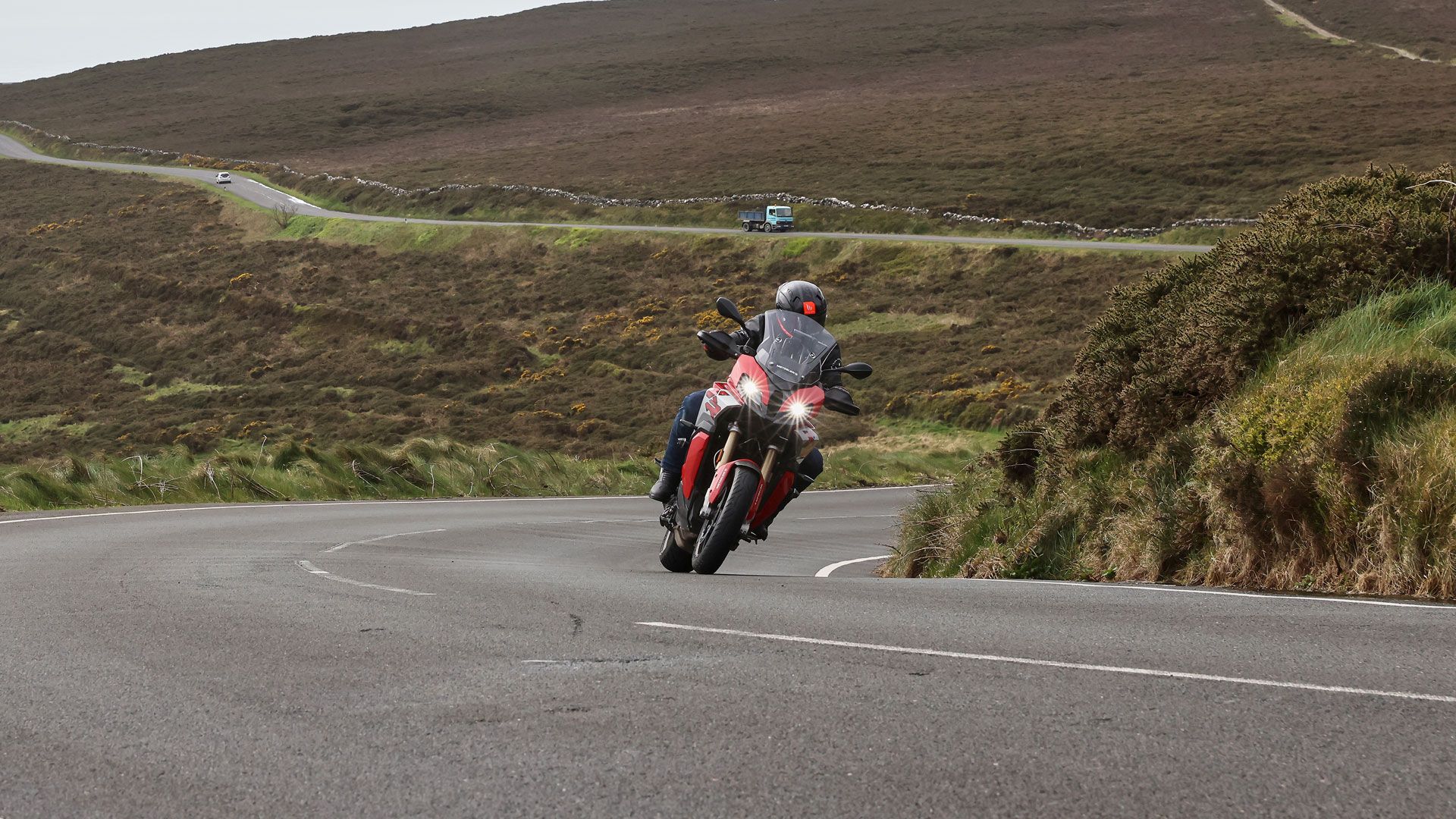 Metzeler Roadtec 02 Pepe Burgalet Isle of Man 2024 (8)
