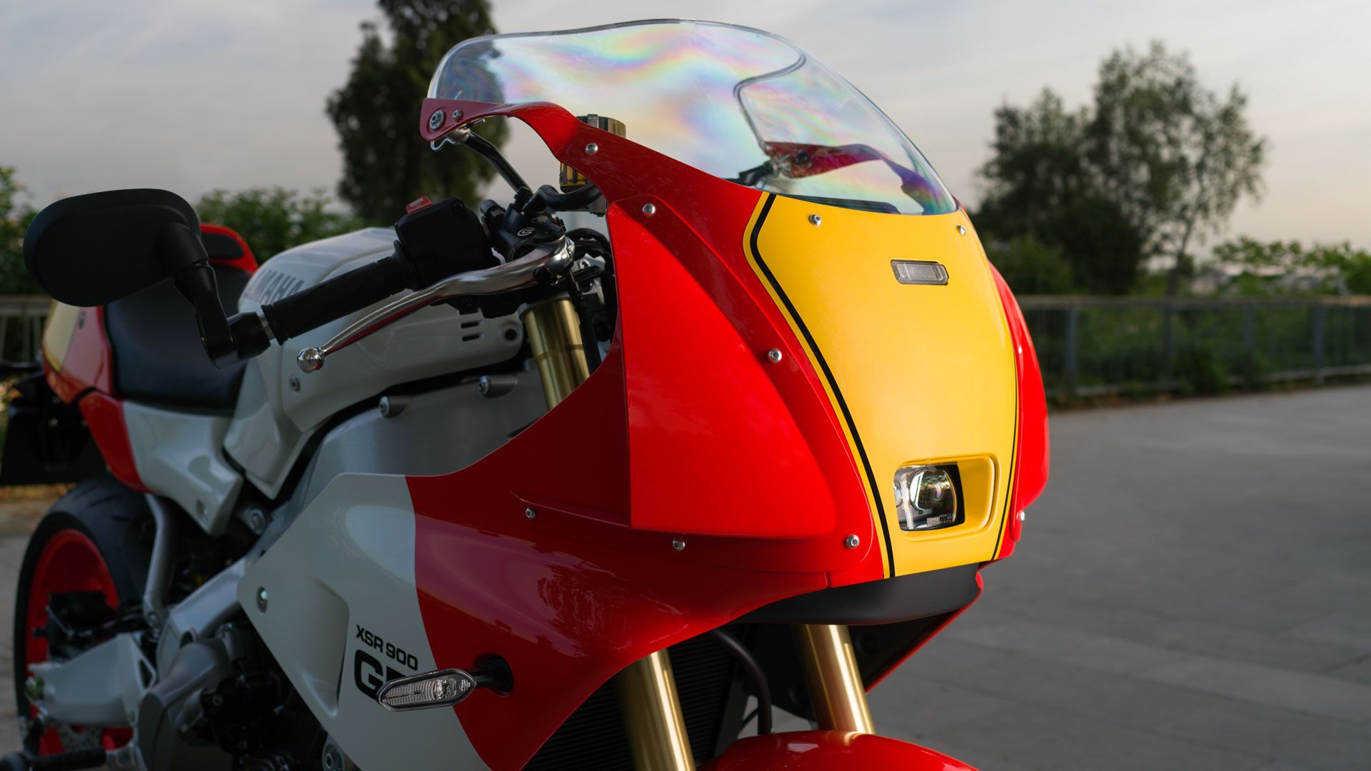 Yamaha XSR900 GP 2024 Detalles (1)