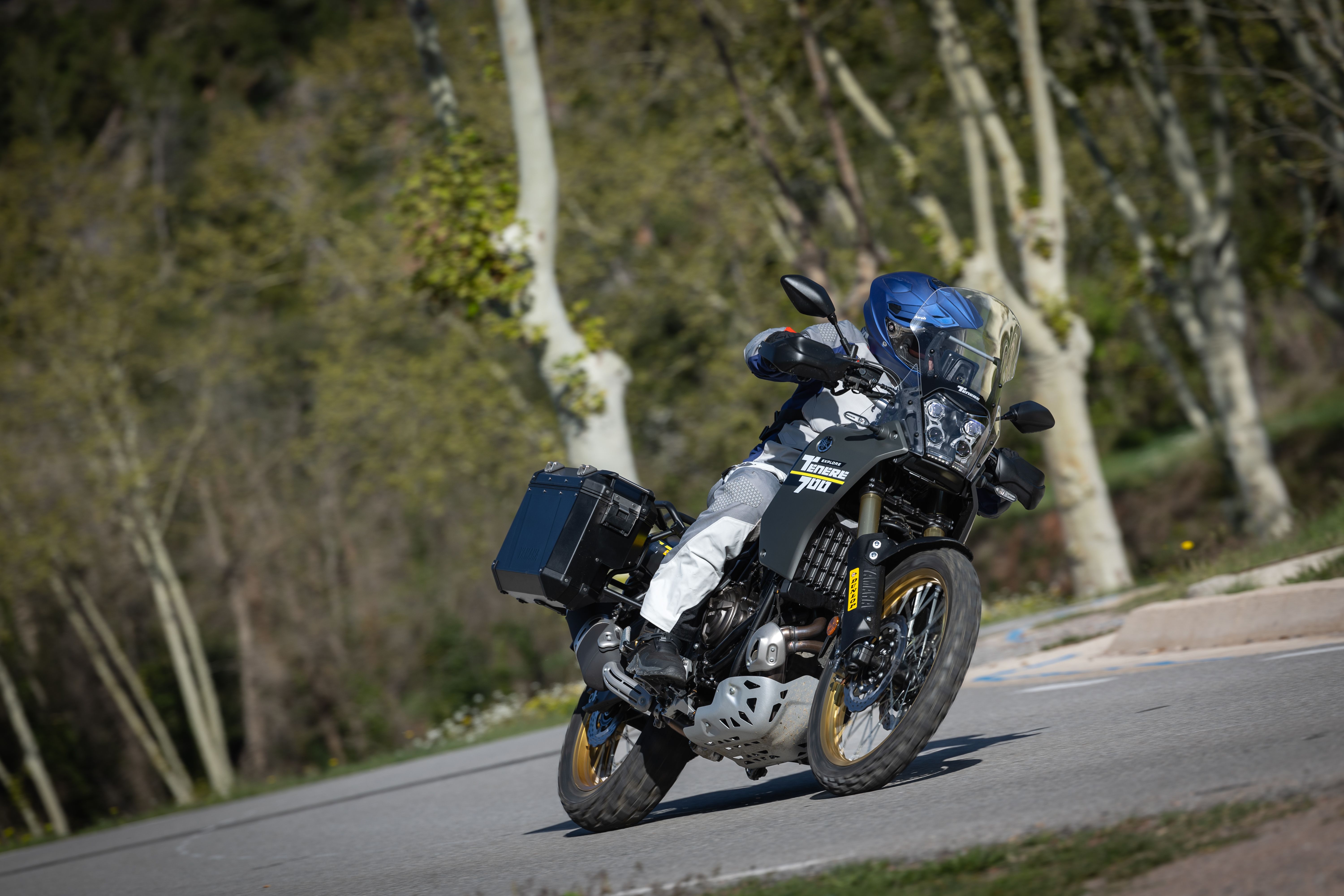 Yamaha Tenere 700 Explore . Rodamos con la nueva versión más asfáltica de la exitosa trail japonesa